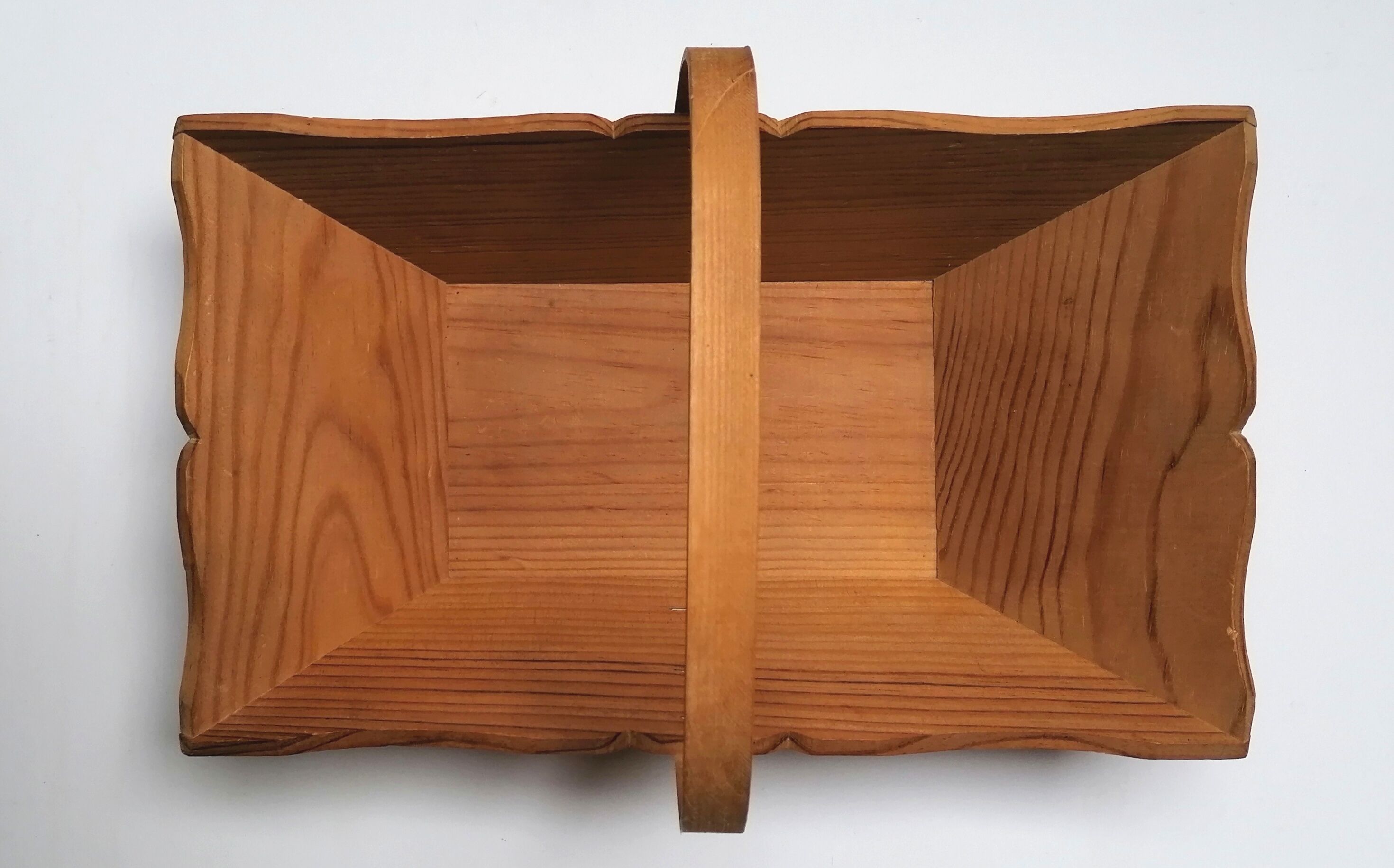 Wooden picking basket Arcachon