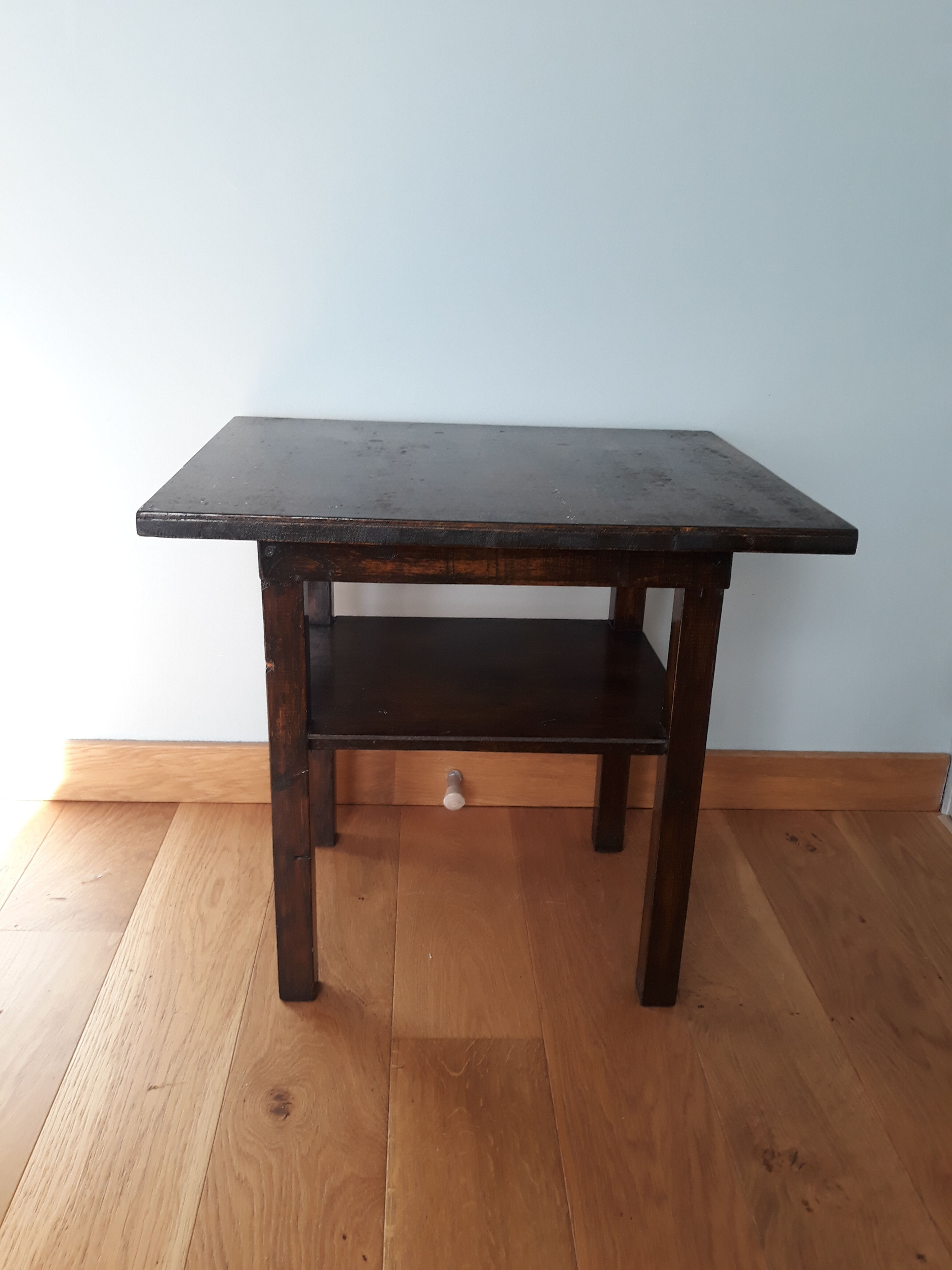 Coffee table end of sofa bedside in solid wood