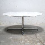 Vintage oval marble table published by Roche Bobois