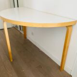 Table, 2 chairs and 1 stool Alvar Aalto