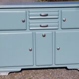 Honey-coloured mado buffet