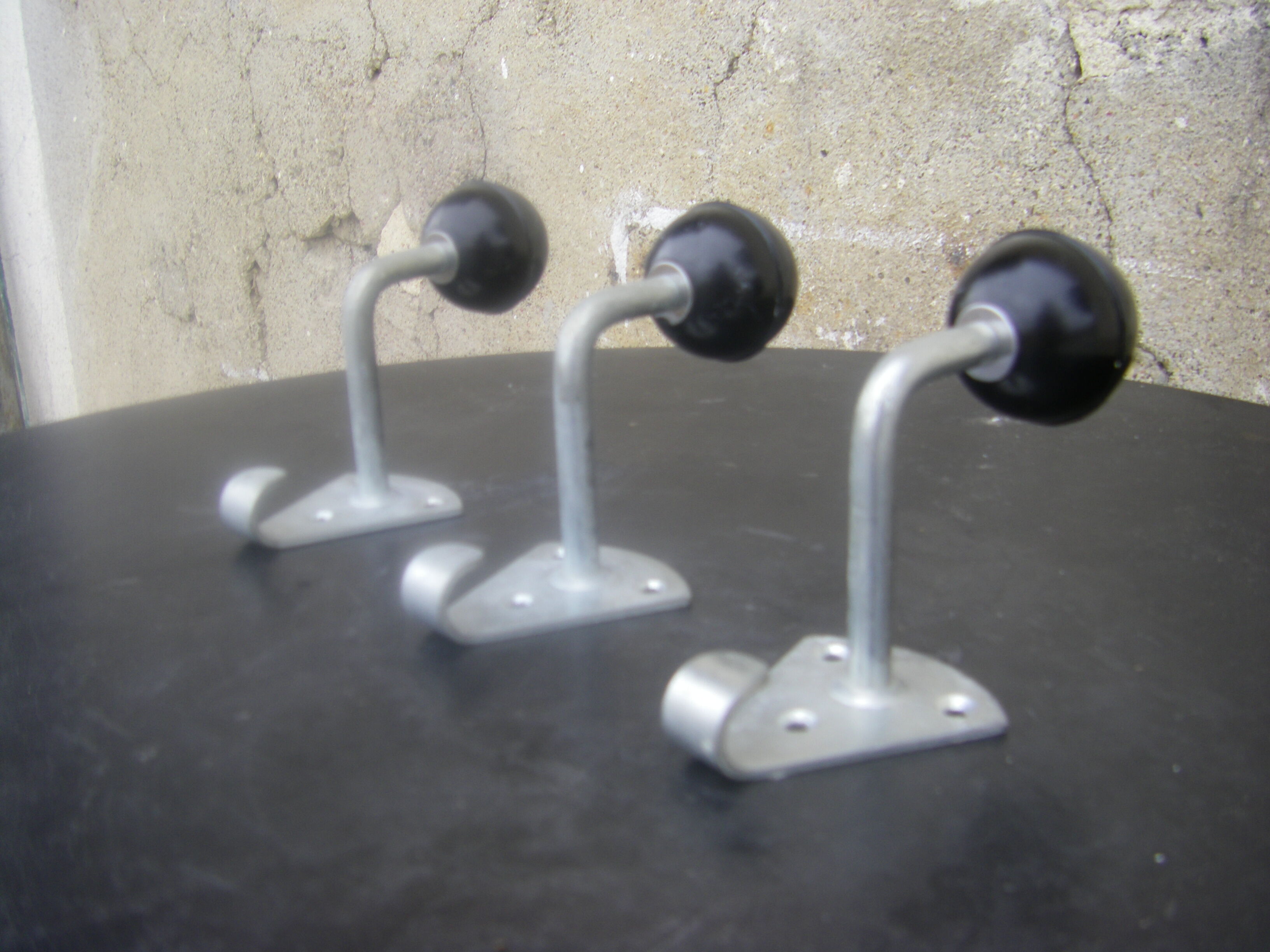 3 school hooks from the 60s in metal and bakelite