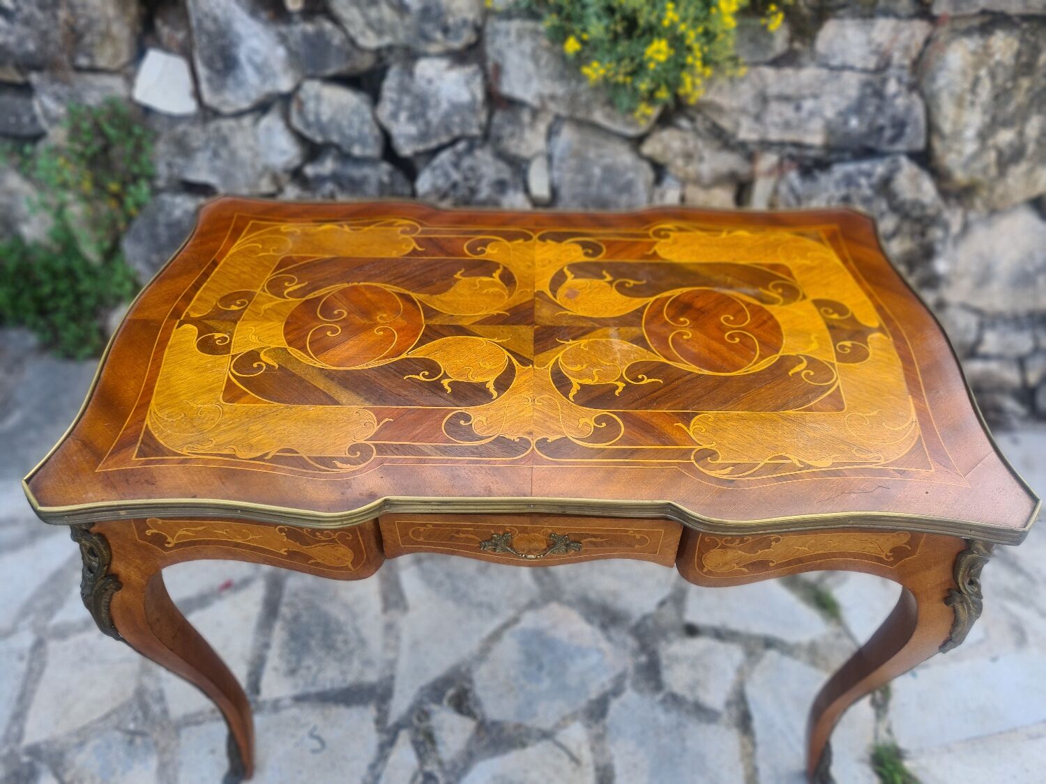 Louis XV style flat desk in marquetry