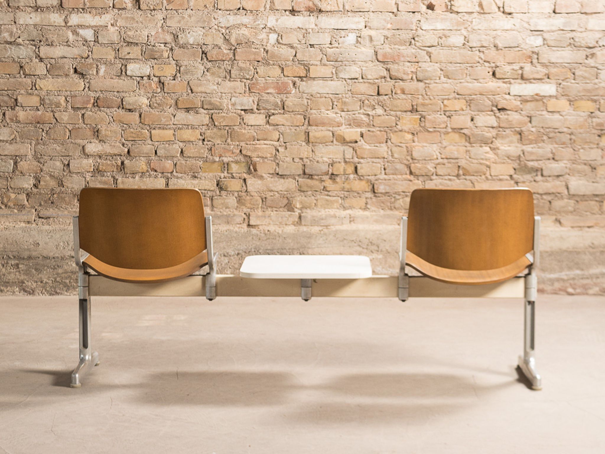 Waiting room bench, with 2 seats and a shelf, signed Castelli