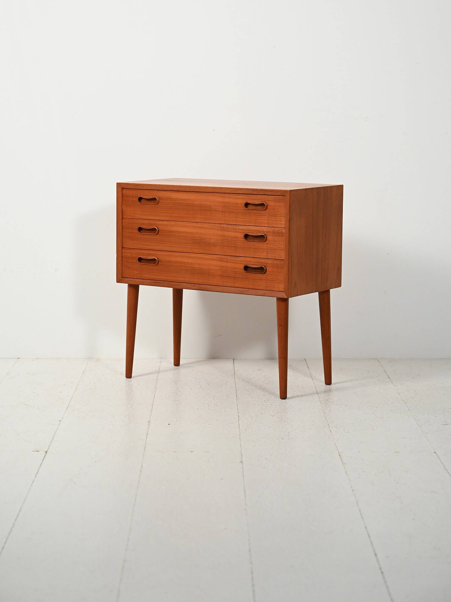 Commode en teck par Dansk Møbelfabrik