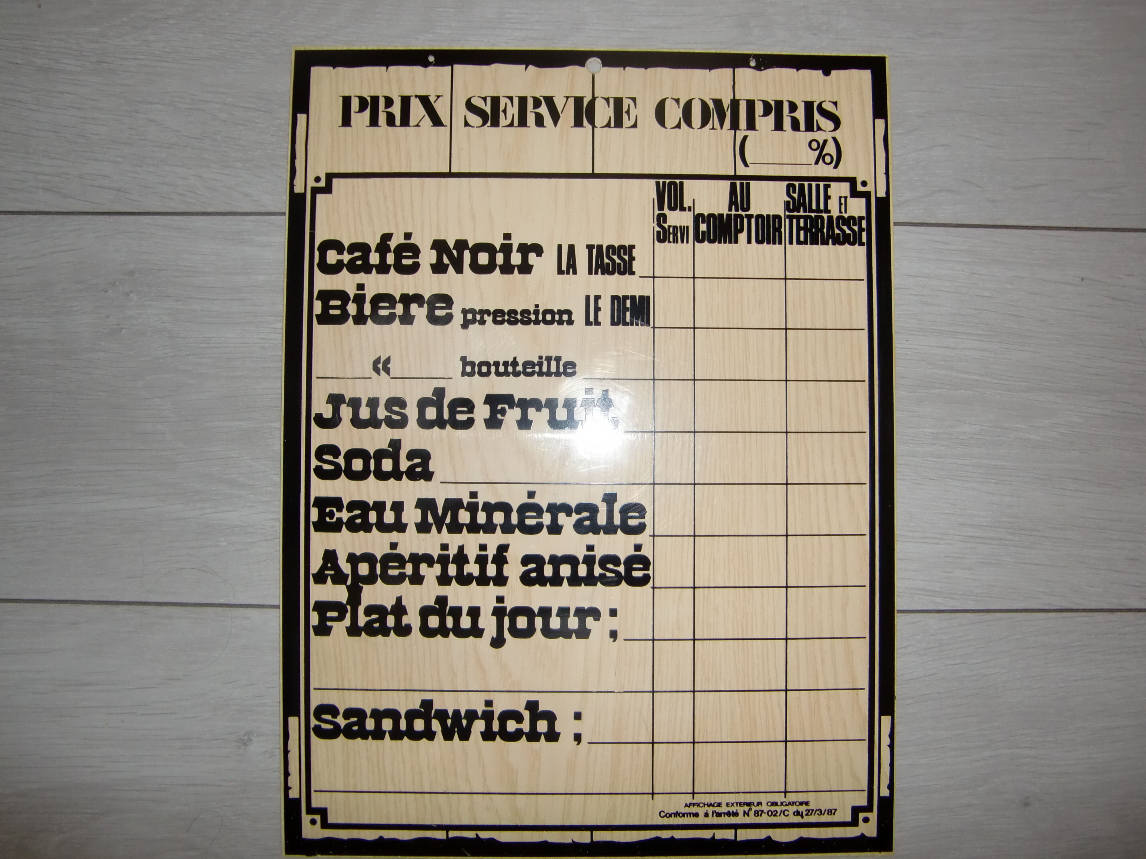 Decorative plaque "Price service included"