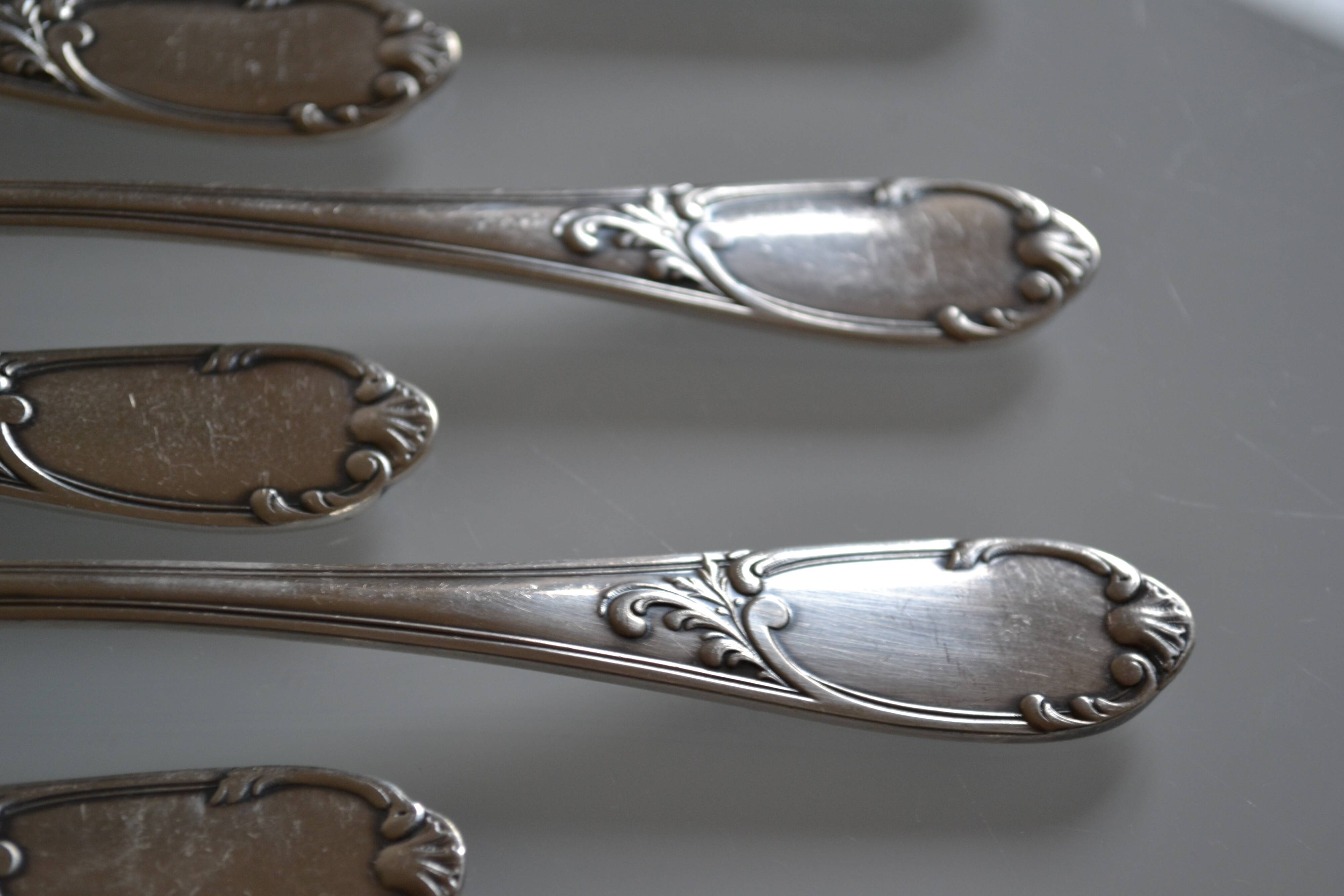 10 Frionnet François silver-plated table forks
