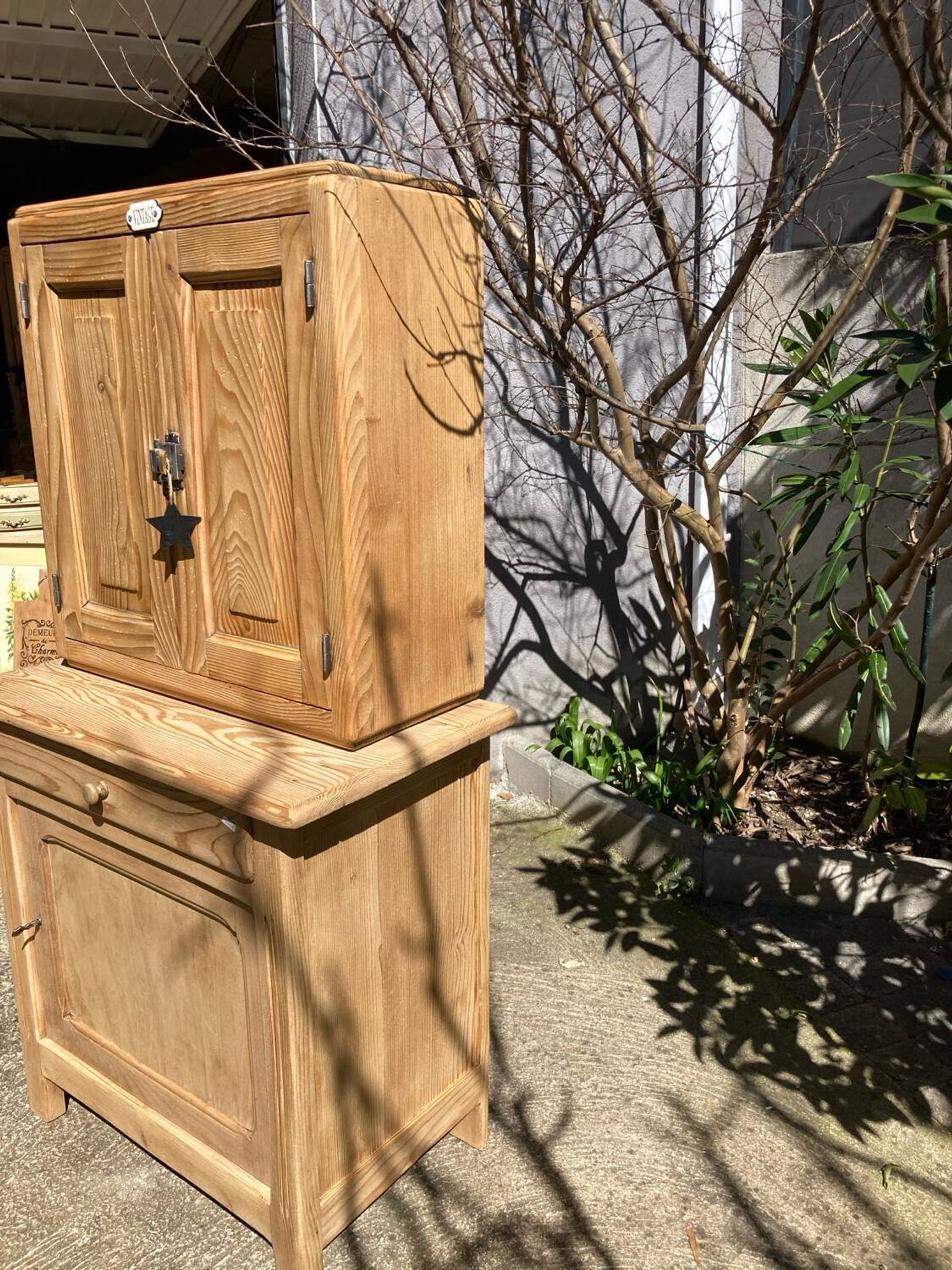 Compact Parisian buffet, 2 elements, pine/beech.