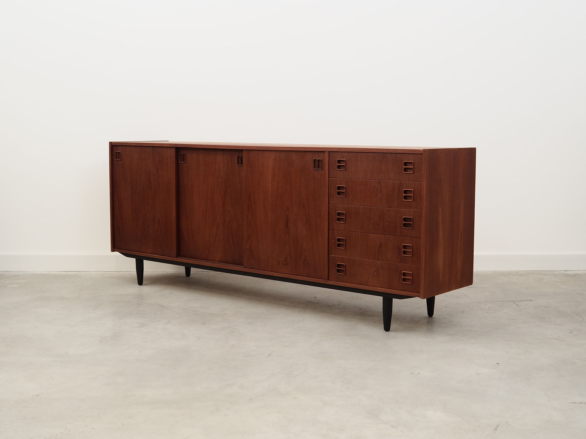 Teak Sideboard, Danish design, 60's, production: Denmark