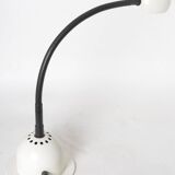 Articulated desk lamp