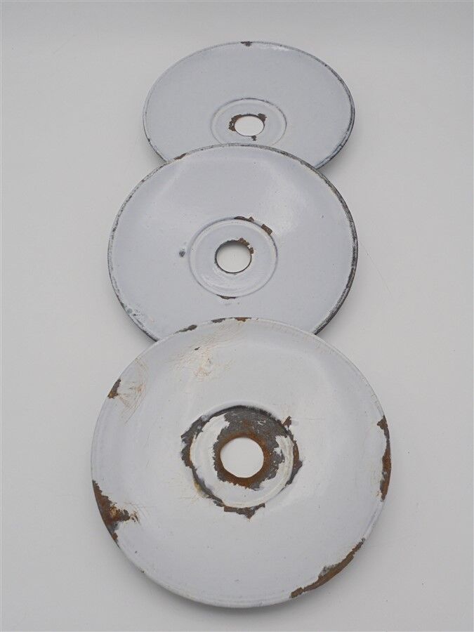 Set of 3 enamelled hanging