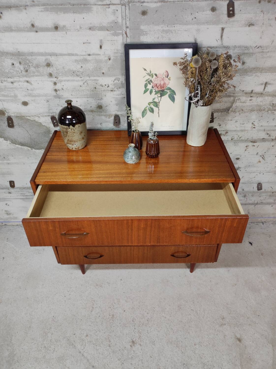 Commode vintage