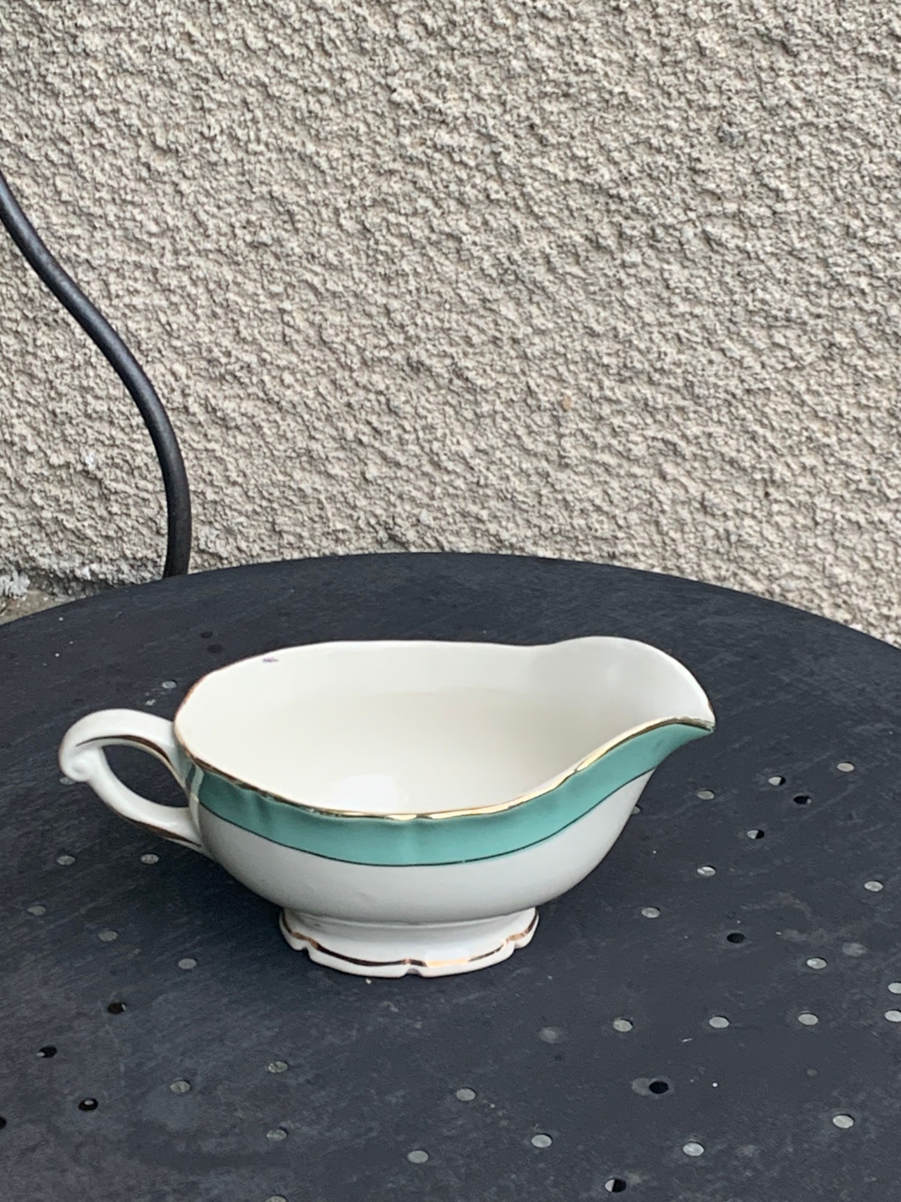 Hollow dish and saucière ceranord frsnce in semi white porcelain and vintage and collector's mint