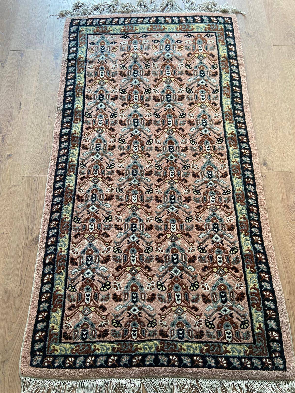 Prestige Tunisian Rug - Natural Wool Handmade - 105 x 195 cm