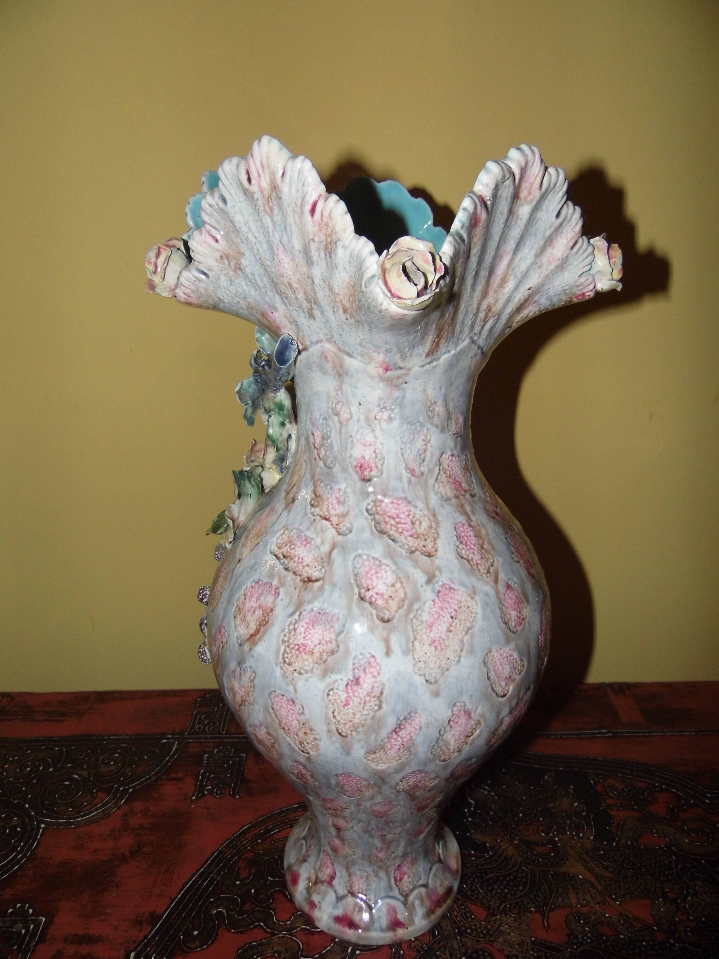 Slip vase, ceramics, late nineteenth century