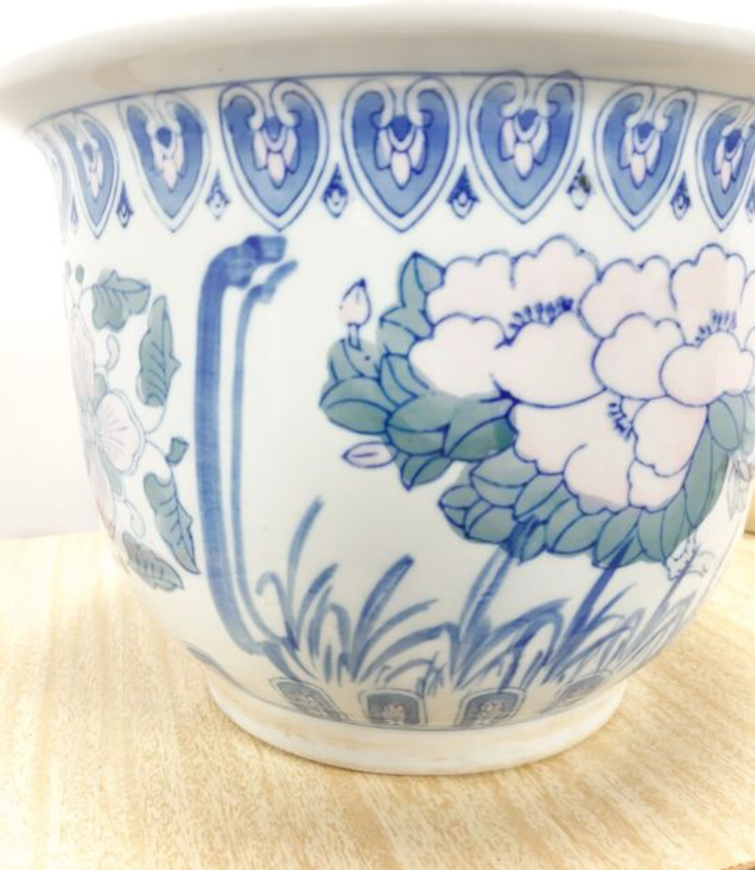 Patterned vintage flowerpot