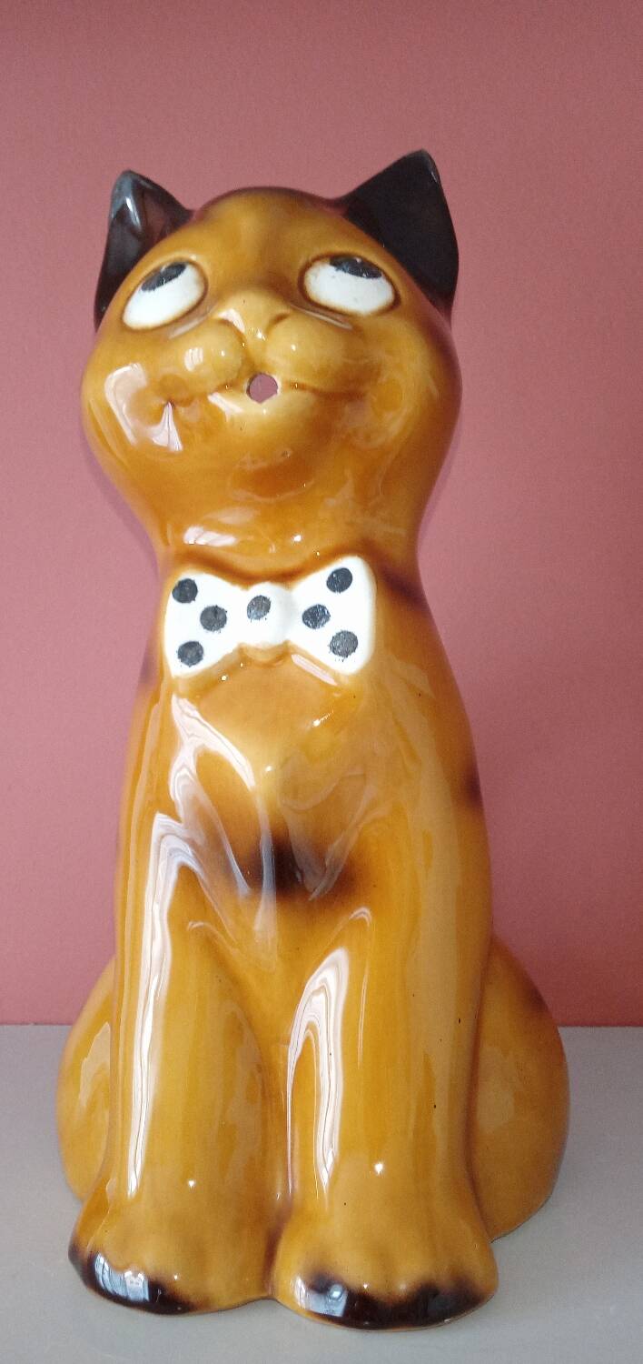 Vintage earthenware cat pitcher
