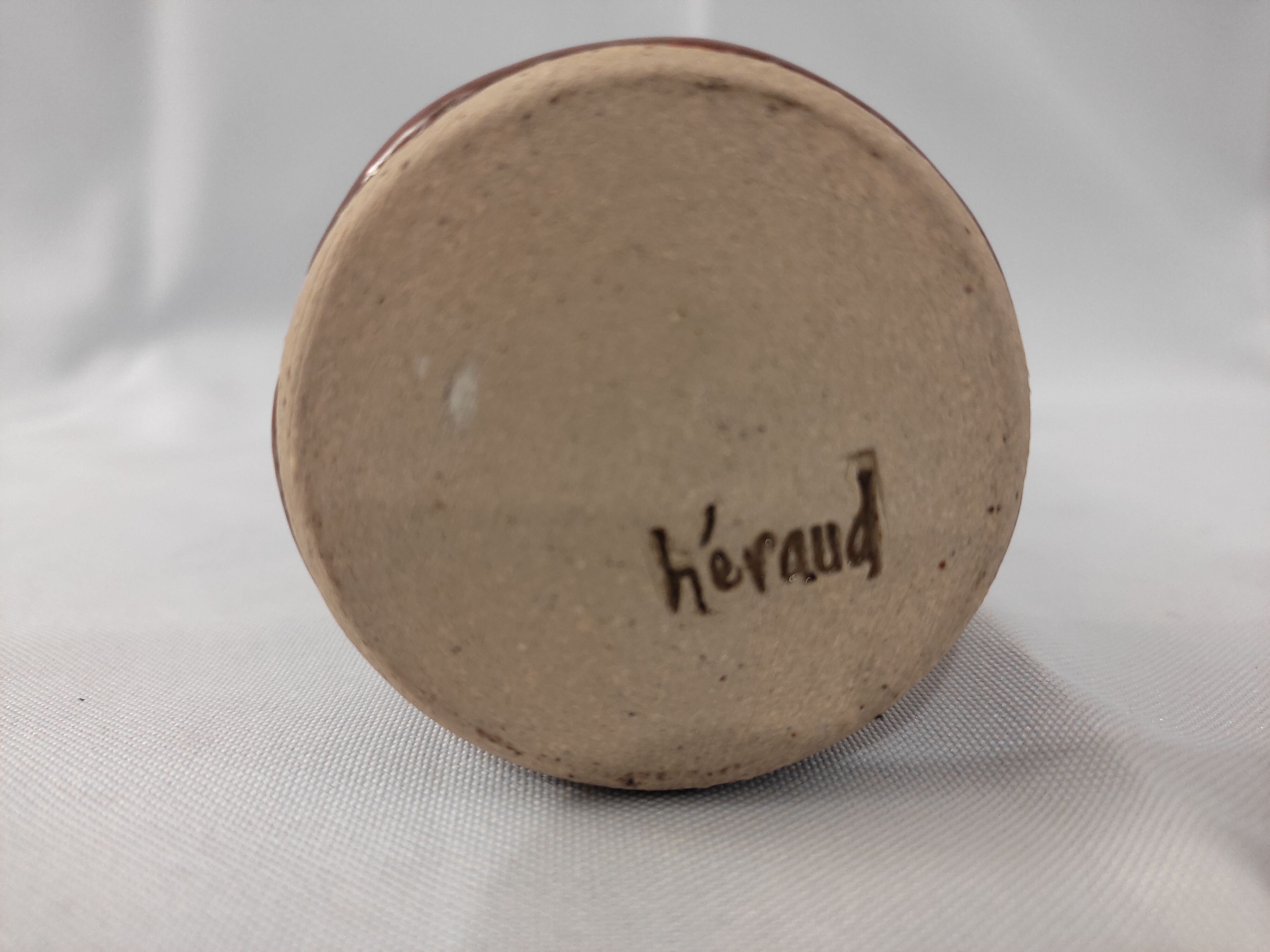 Soliflore sandstone signed Robert Heraut