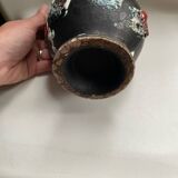 Fat lava pitcher