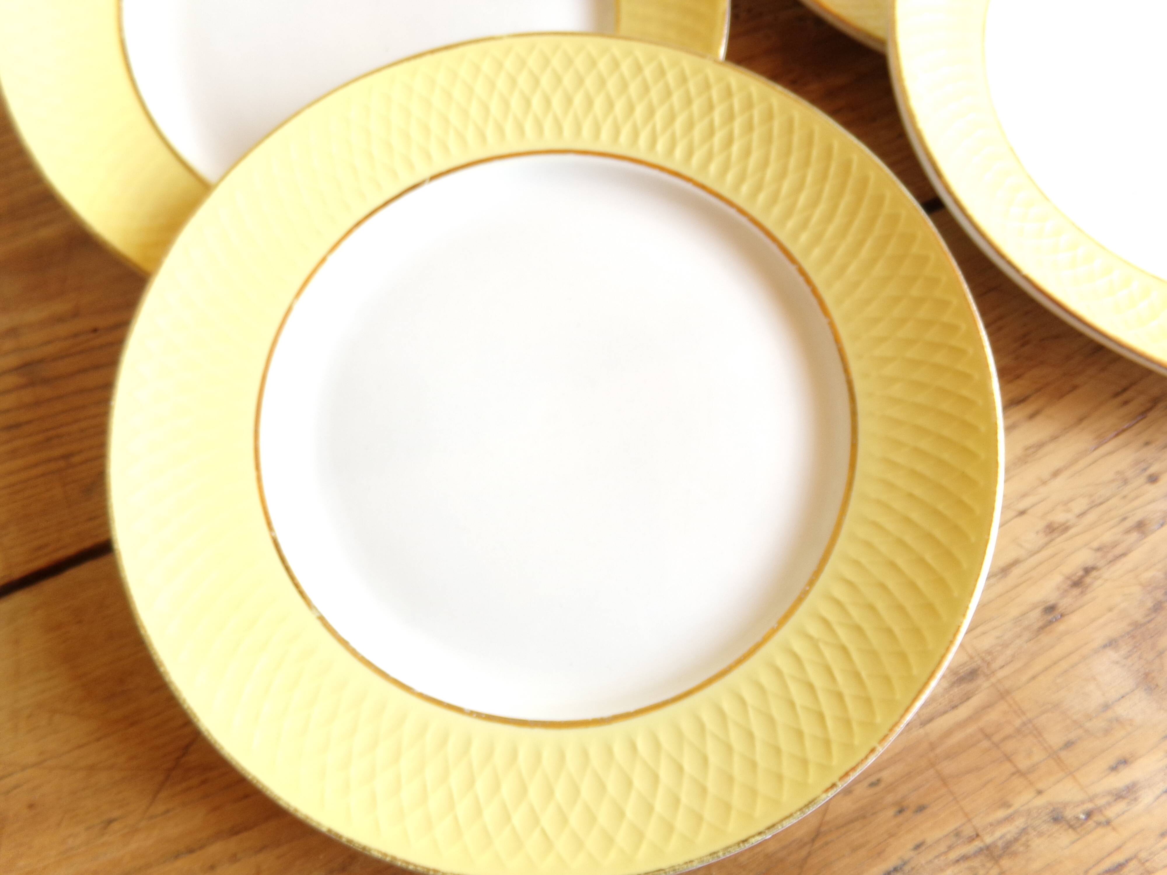 6 flat earthenware plates - Orchies - Moulin des Loups