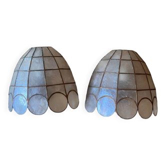 Pair of mother-of-pearl appliques