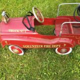 Pedal car