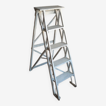 Old stepladder