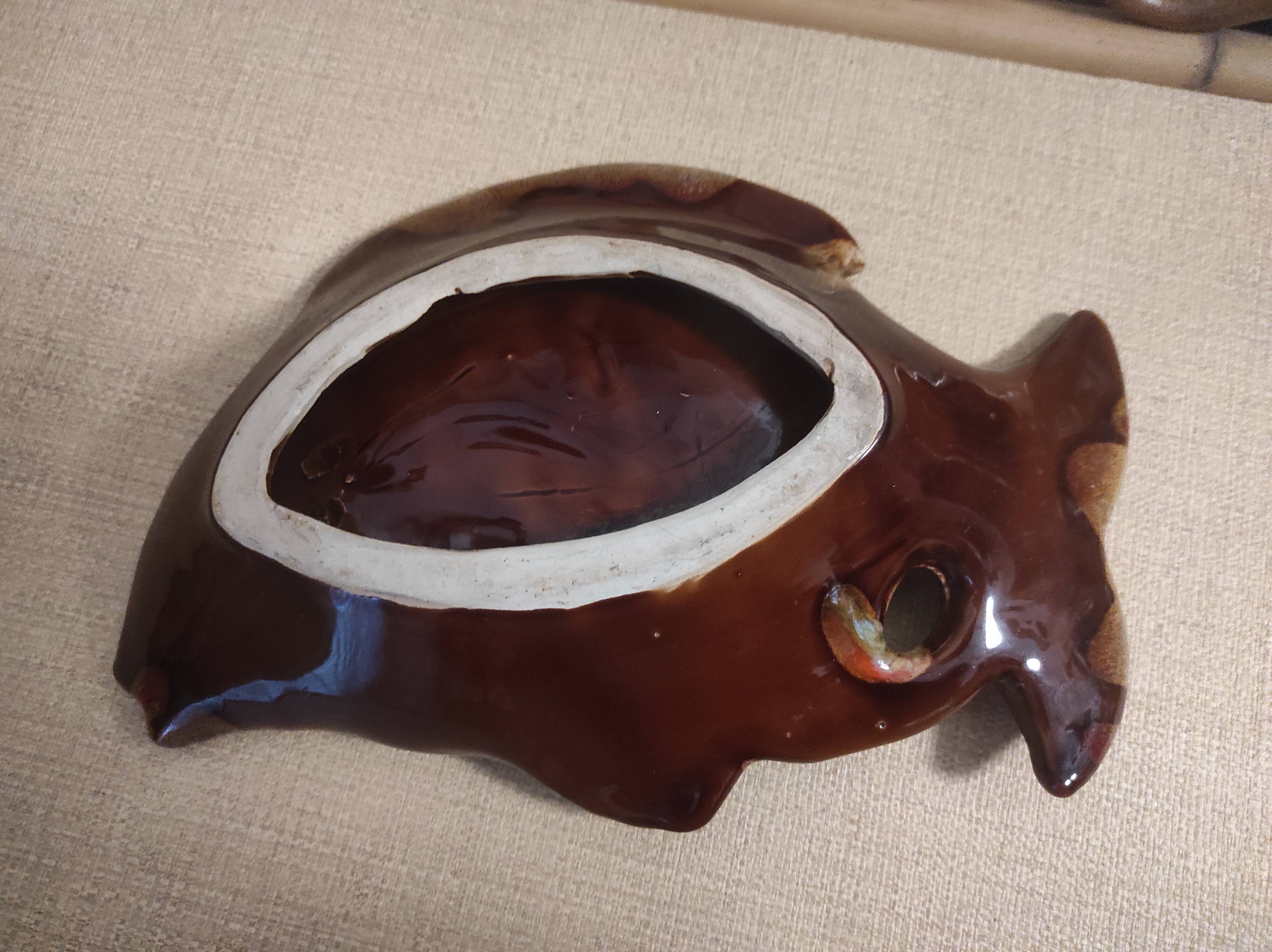 1950s glazed ceramic dish