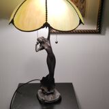 Tiffany style table lamp