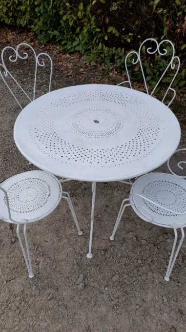 Garden furniture in wrought iron early 20th century