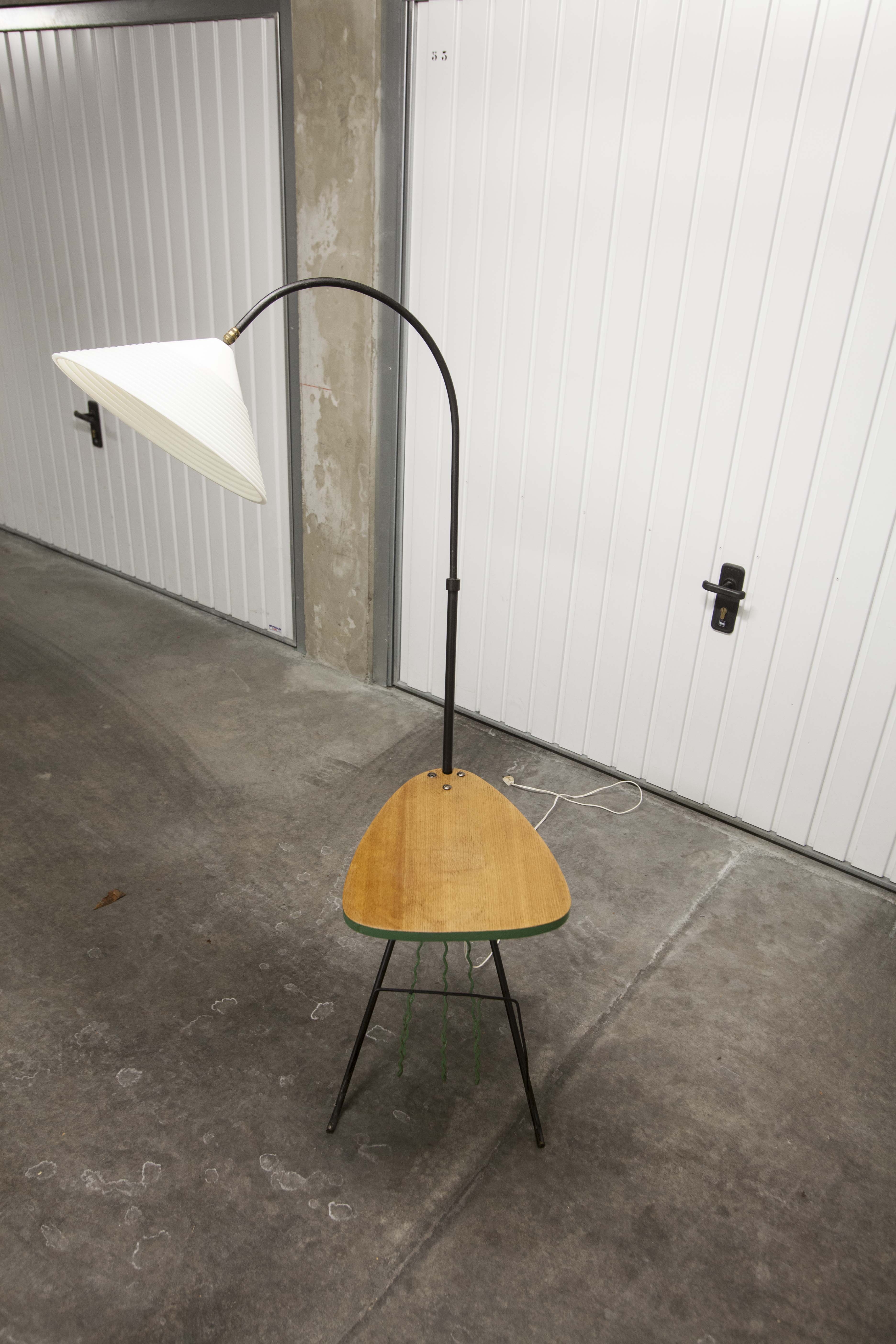 Floor lamp tripod Tablet door magazine 50 s