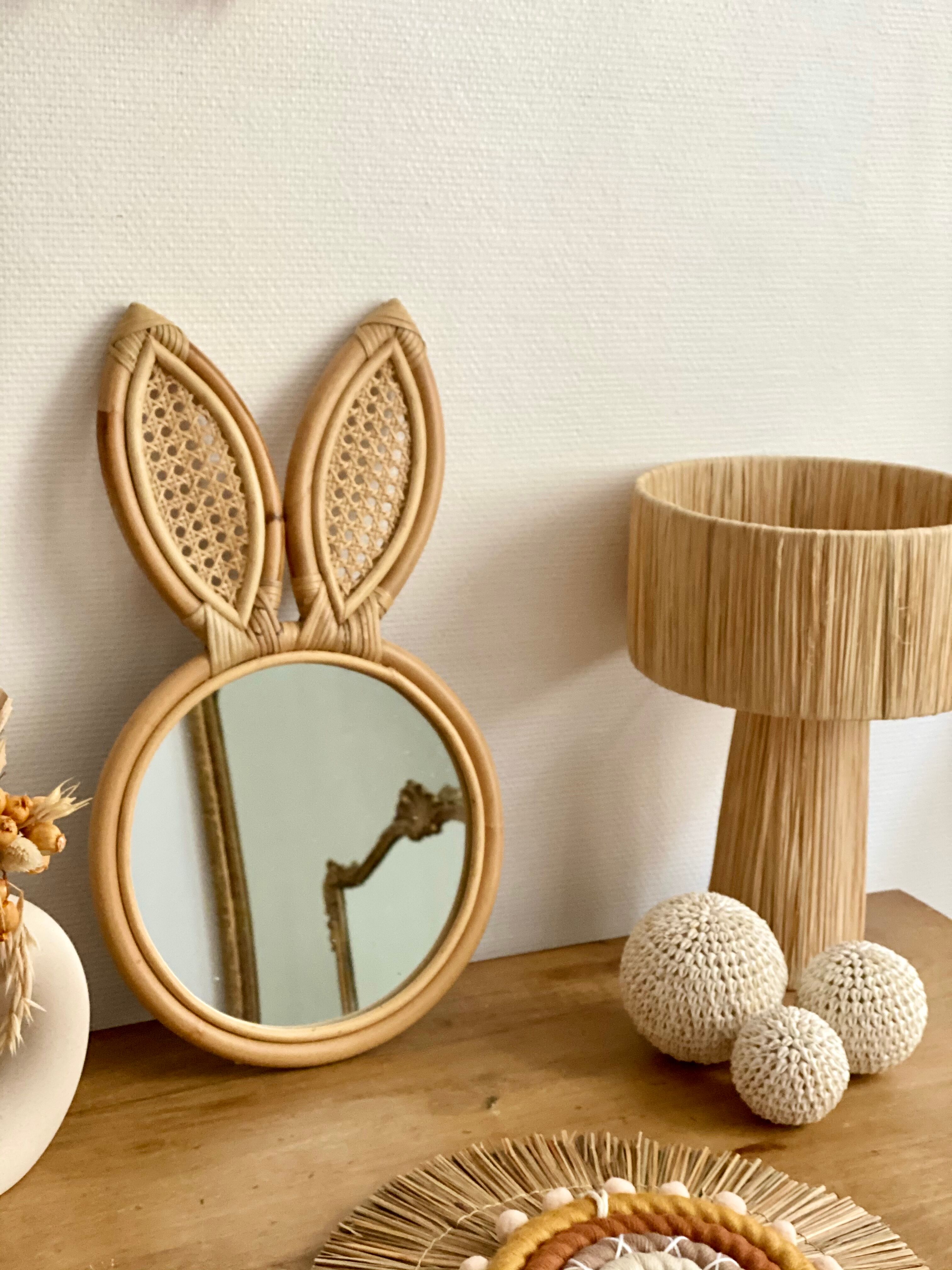 Minimalist raffia bedside table lamp