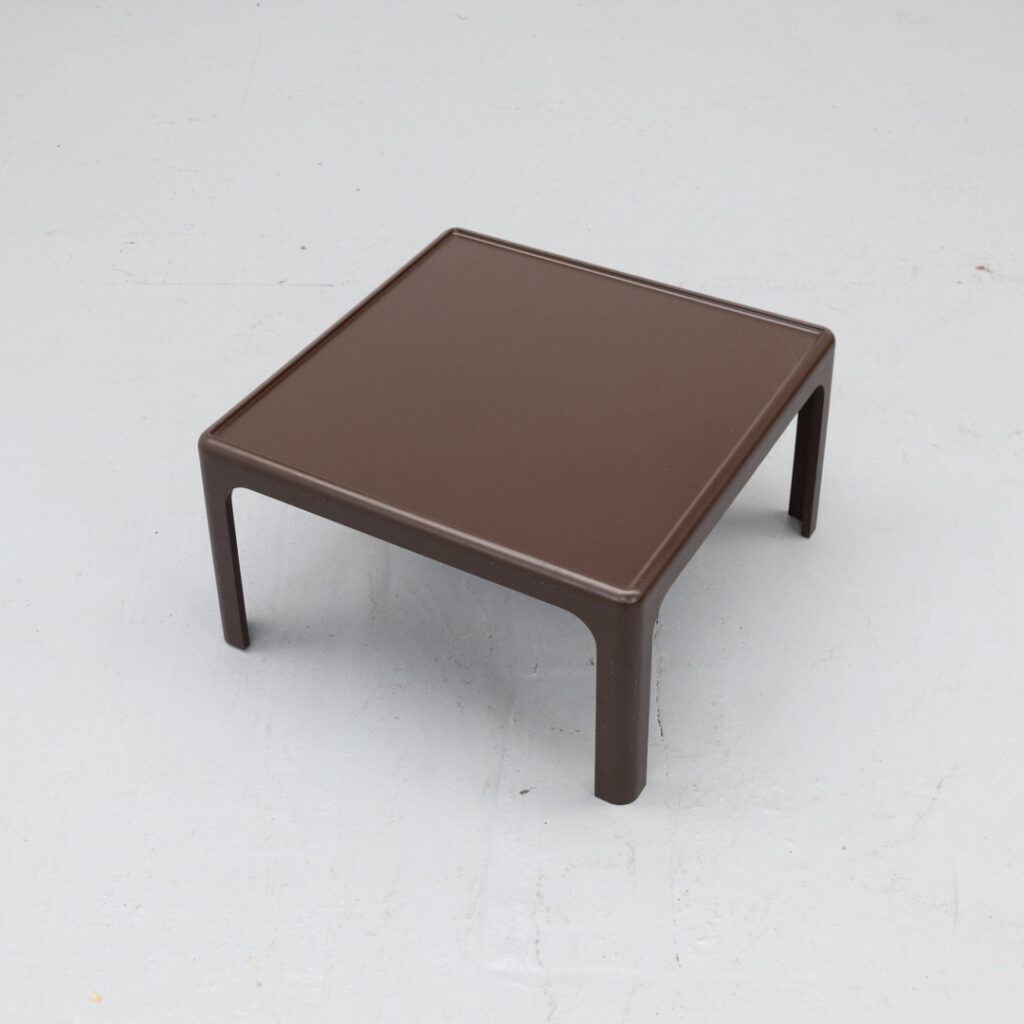 Peter Ghyczy coffee table Horn Collection 1970s