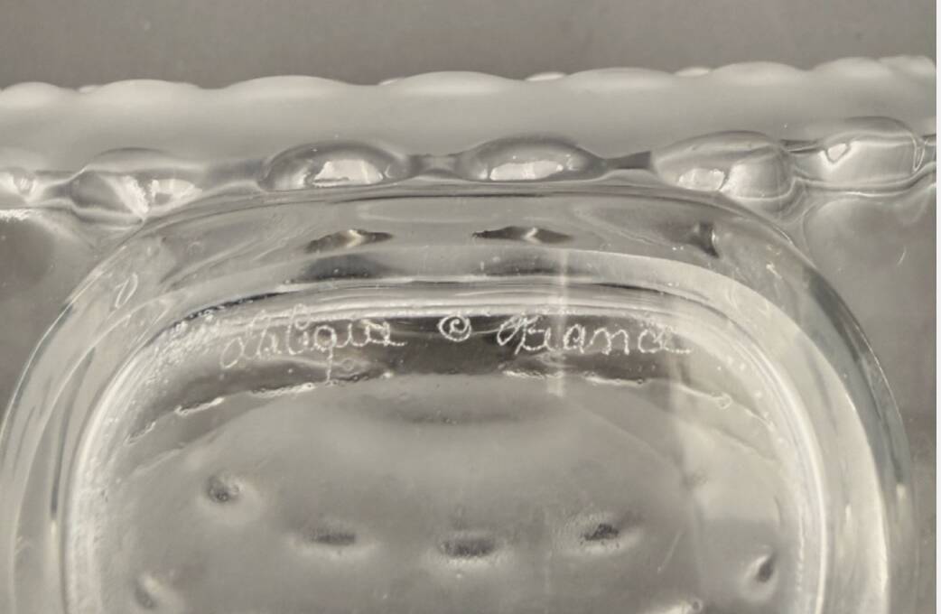 Lalique France crystal carafe – Parma model