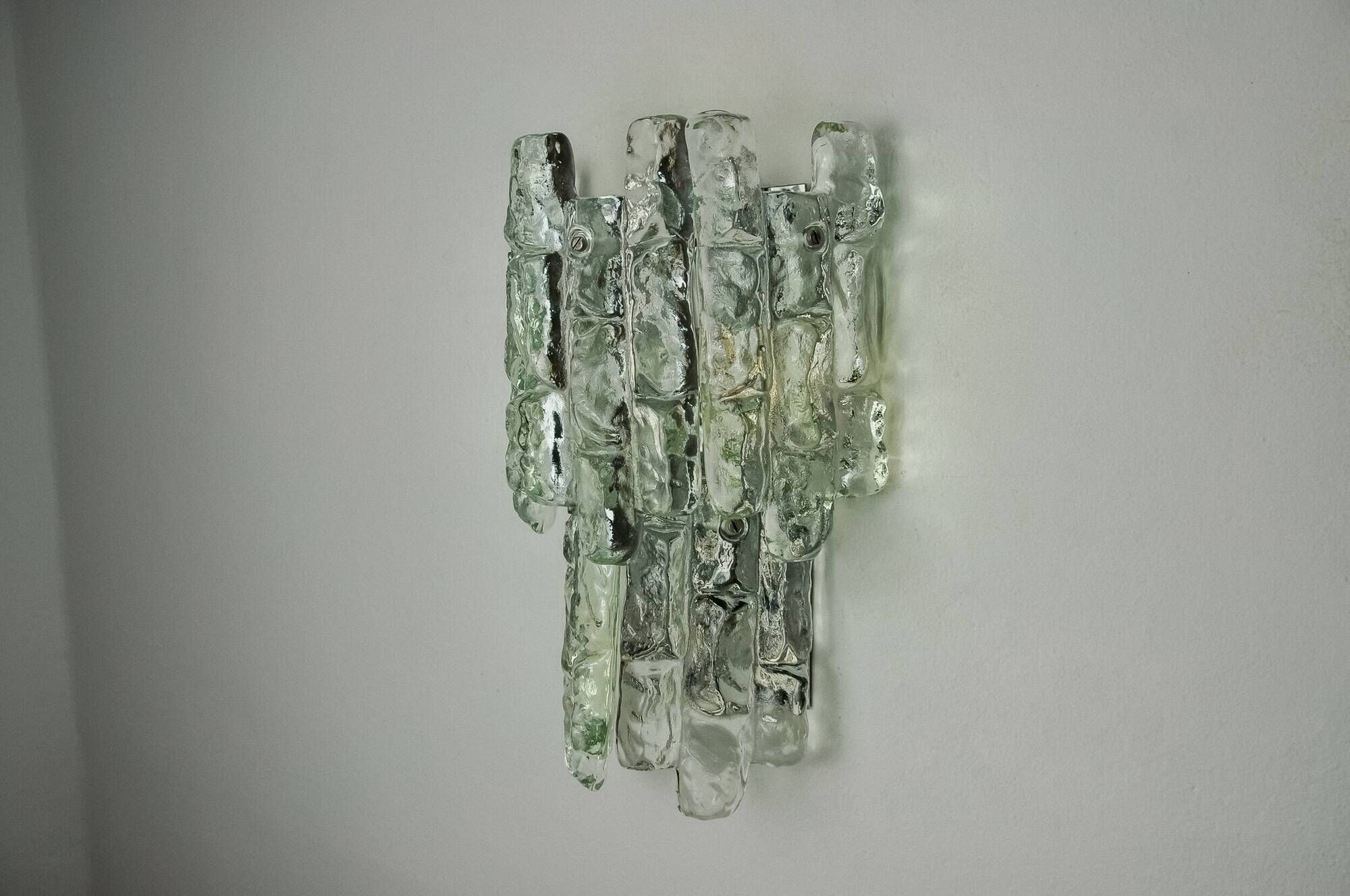 "Glaçon" wall lamp by JT Kalmar frosted glass Austria 1970
