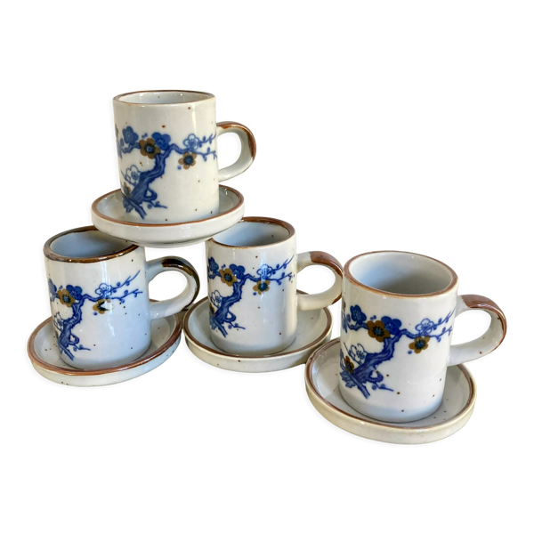 4 tasses à café en grès
