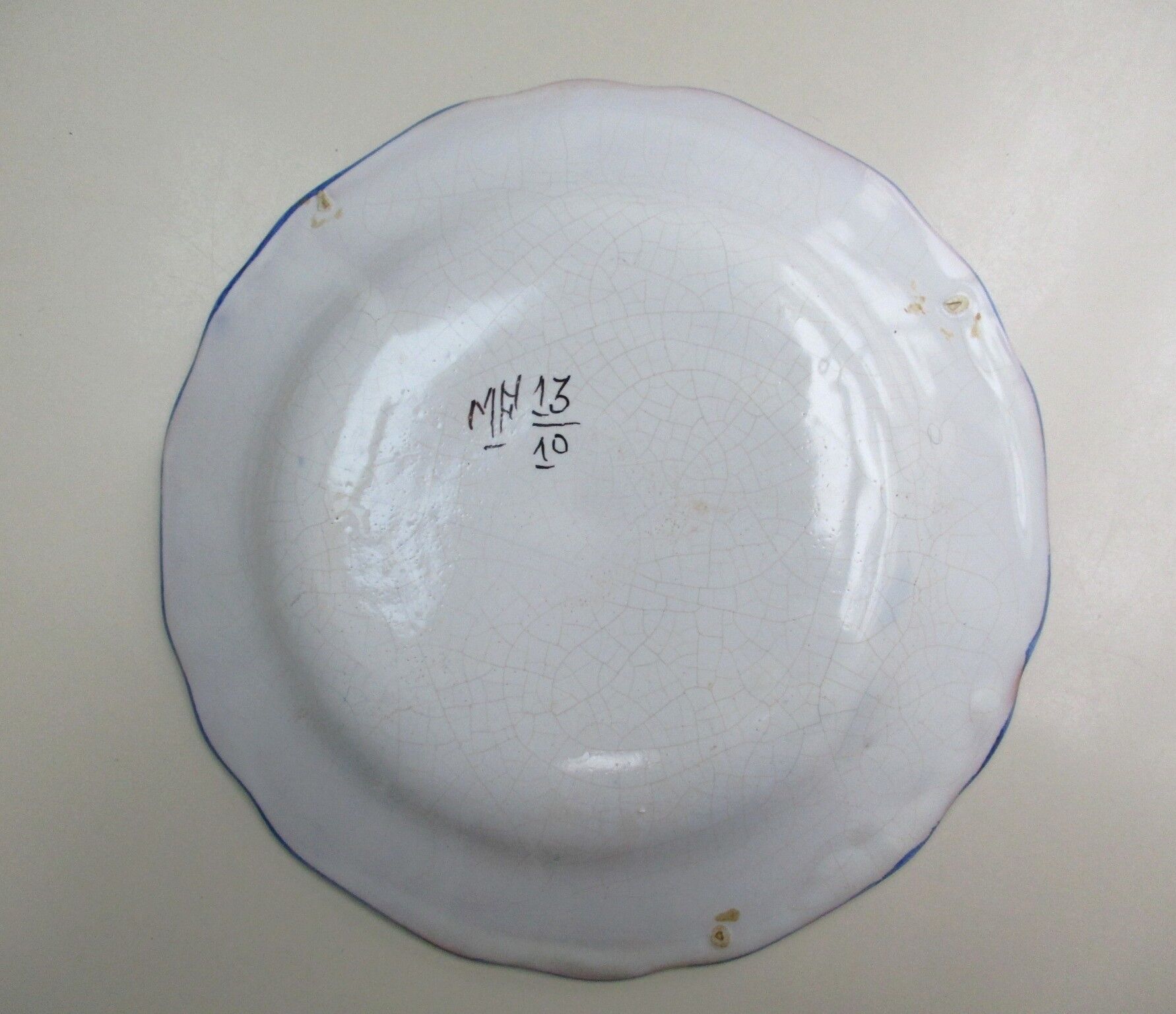 Ceramic plate, bird decoration