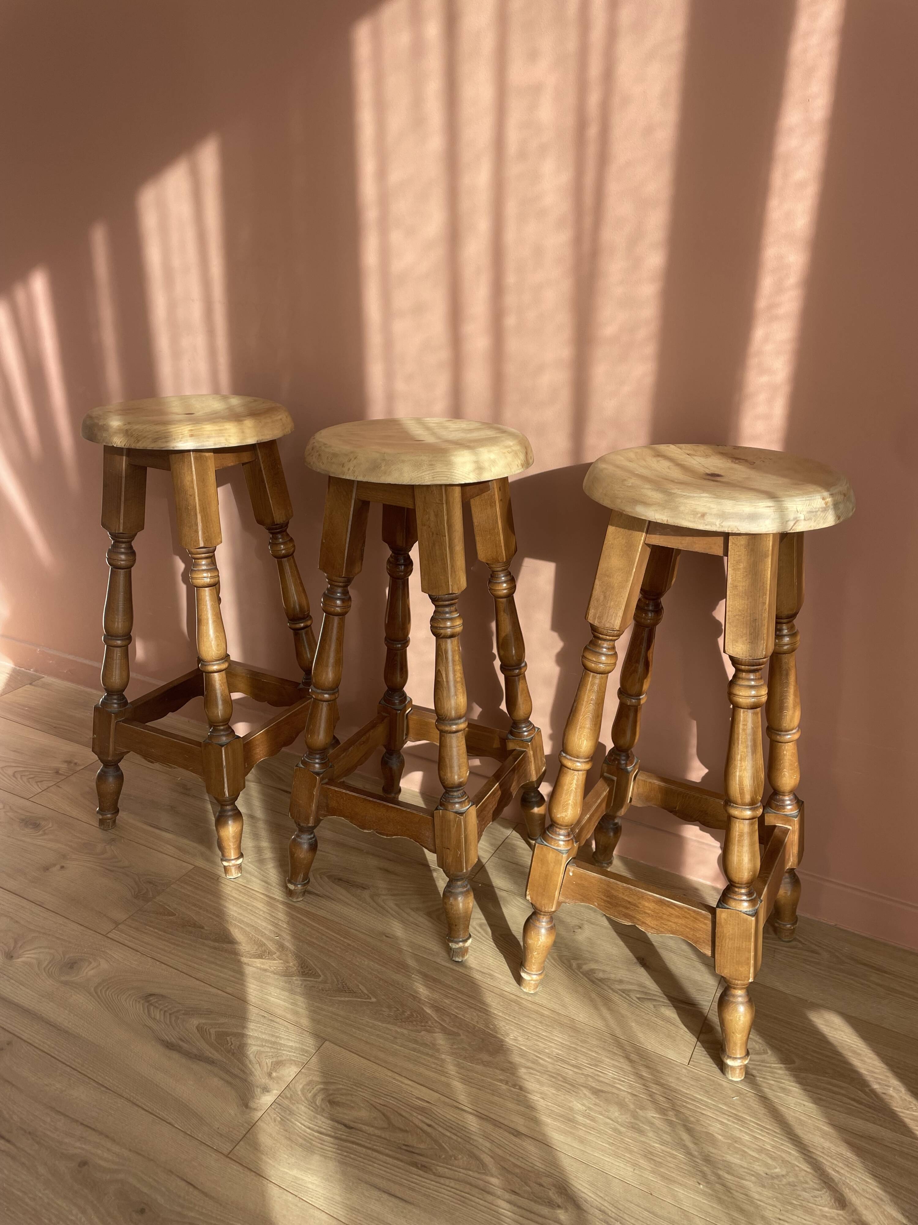 Solid wood bar stool
