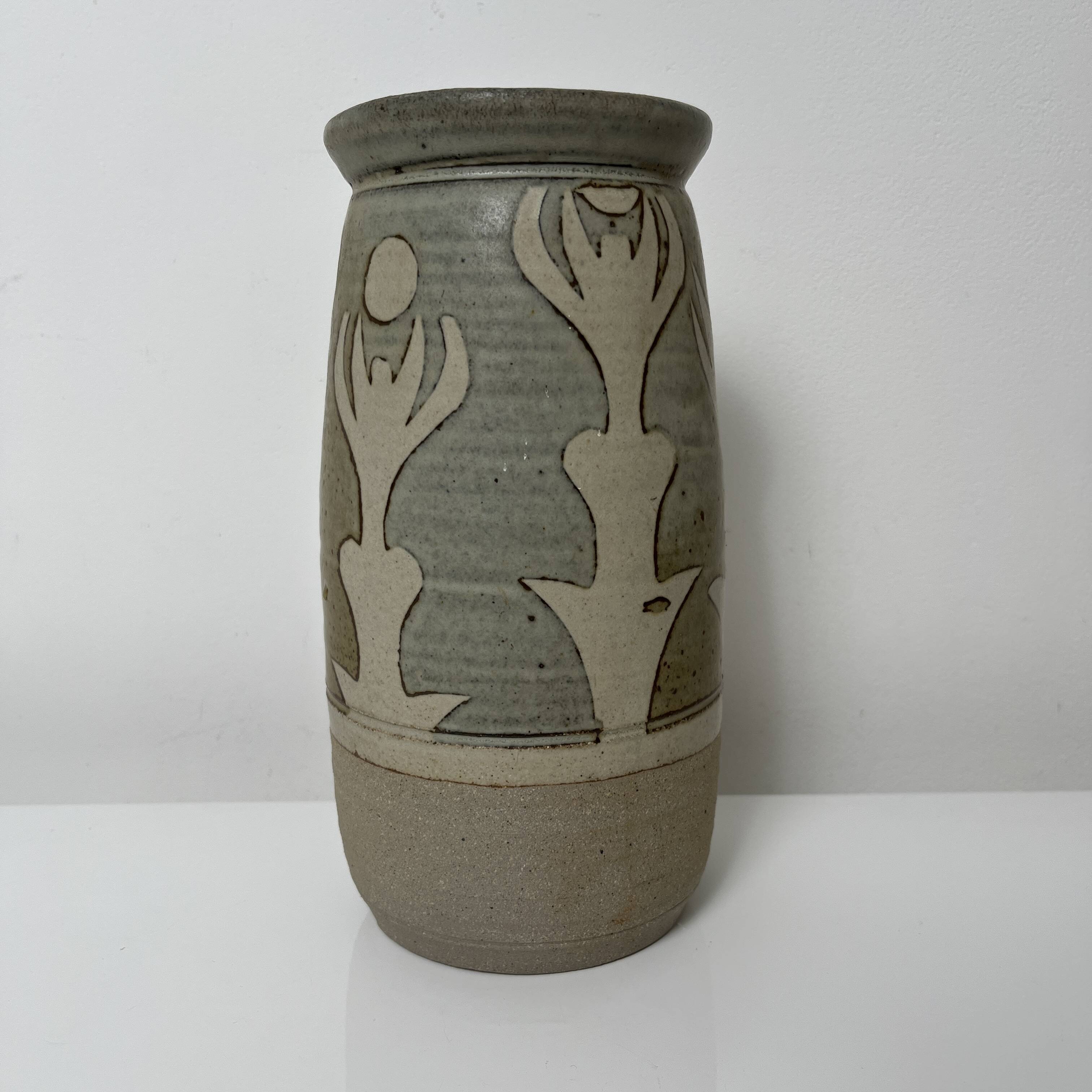 Signature stoneware ceramic vase to identify vintage abstract decor