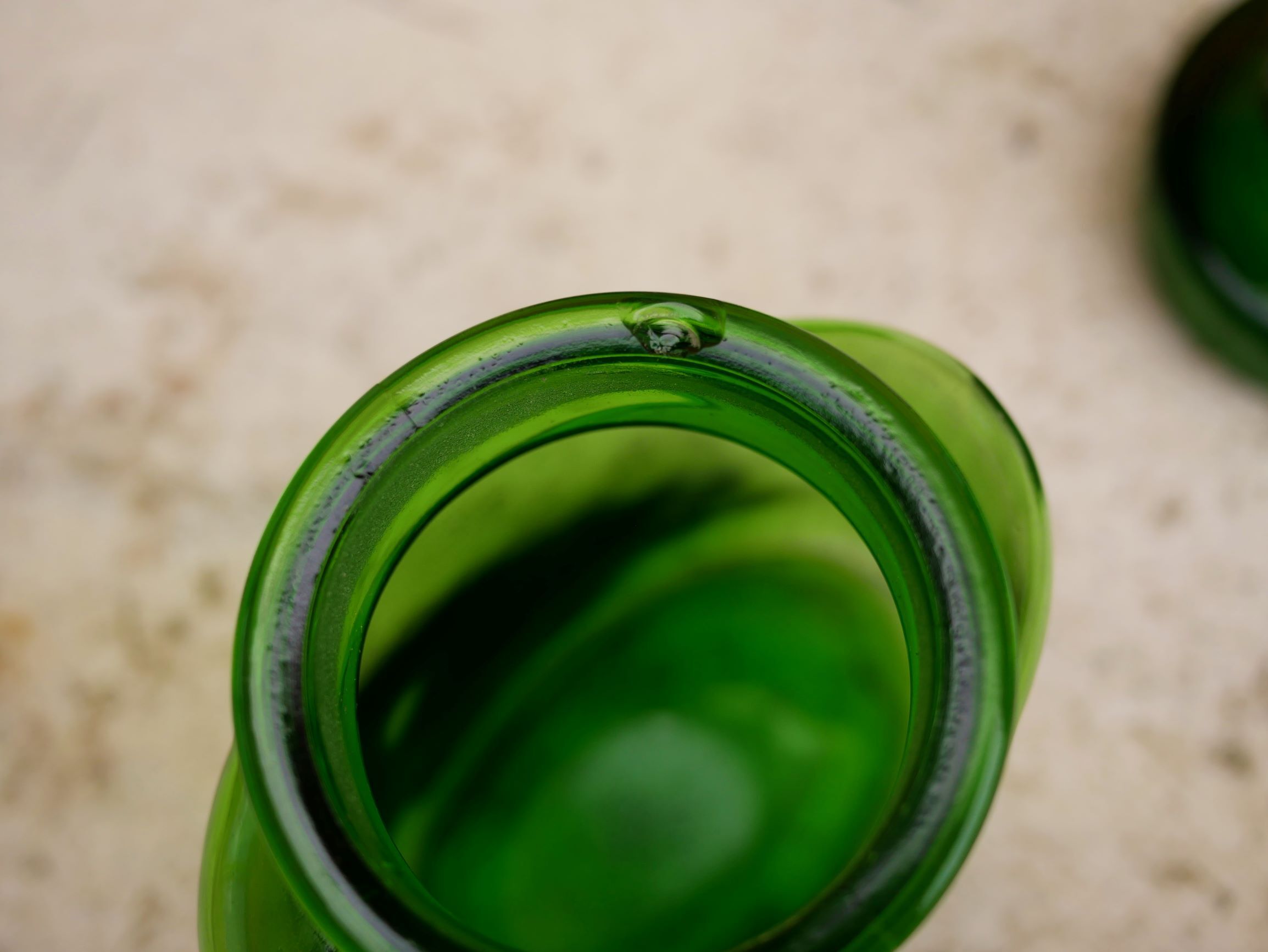Series of 3 vintage glass jars