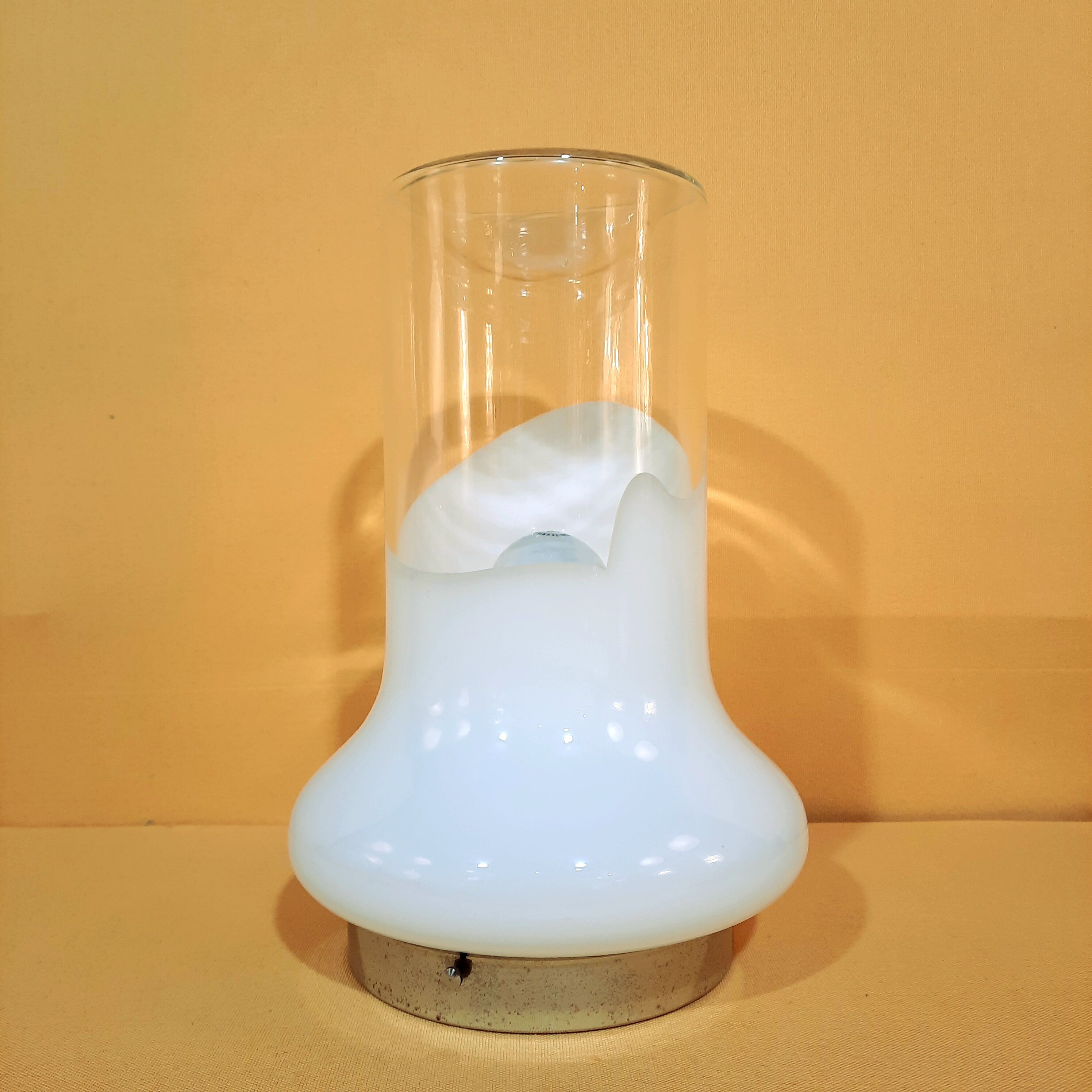 Italian table lamp circa 1970 in murano glass