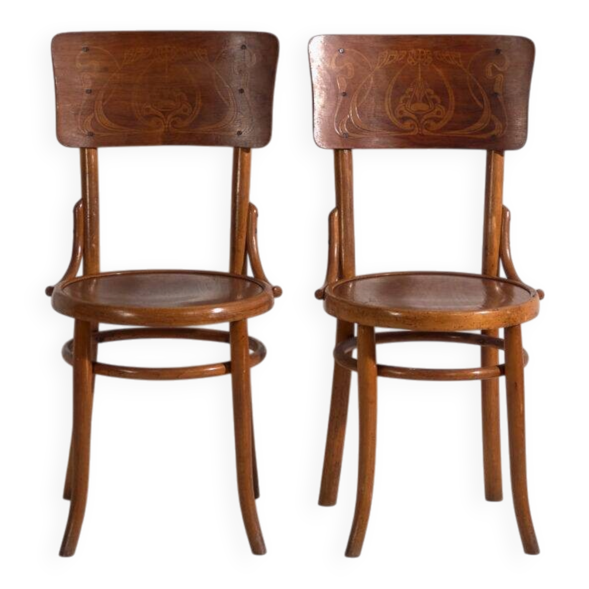 Set of 4 Viennese café chairs in curved wood with decorated backrest – Central Europe, circa 1900