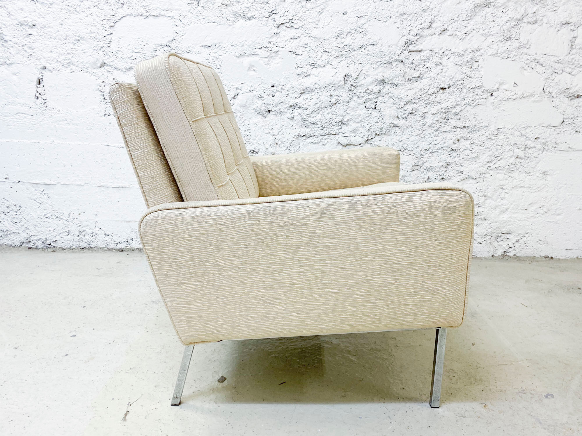 Paire de fauteuils modèle 67 A de Florence Knoll pour Knoll