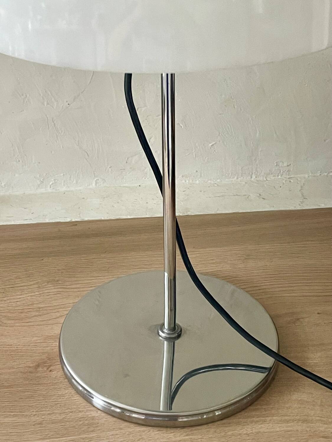 Lampe Faro Harvey Guzzini vintage