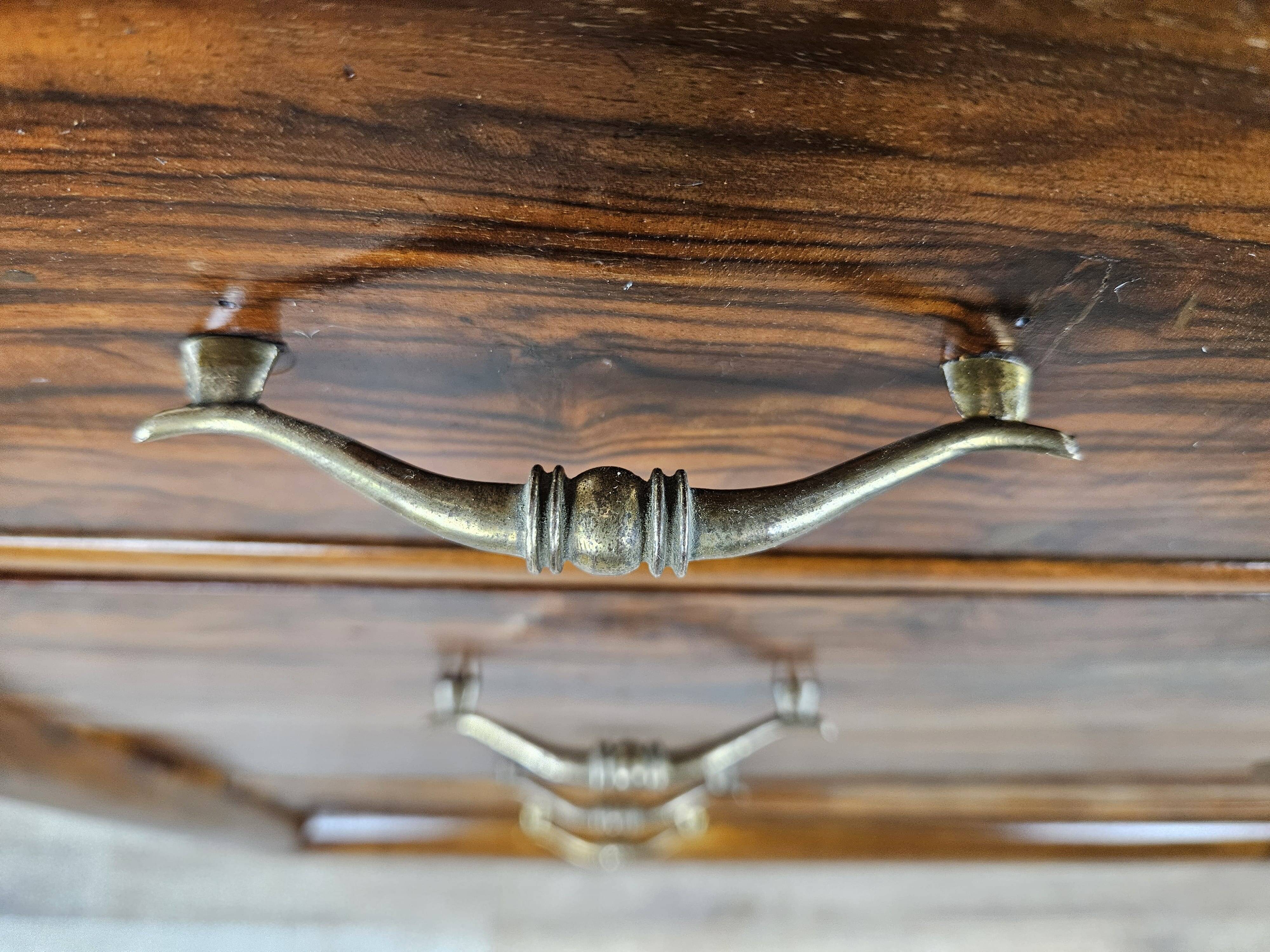 Commode Art Déco avec poignées en laiton