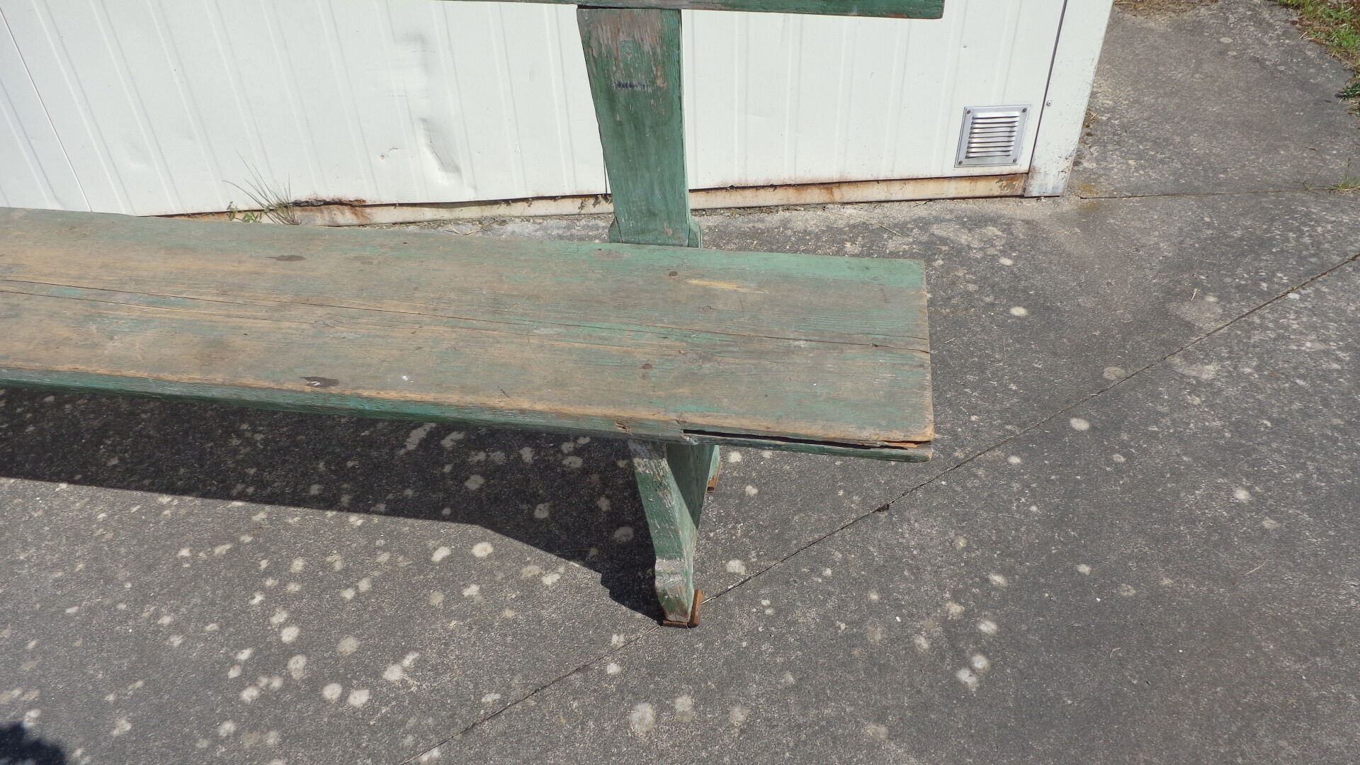Banc de jardin en chêne
