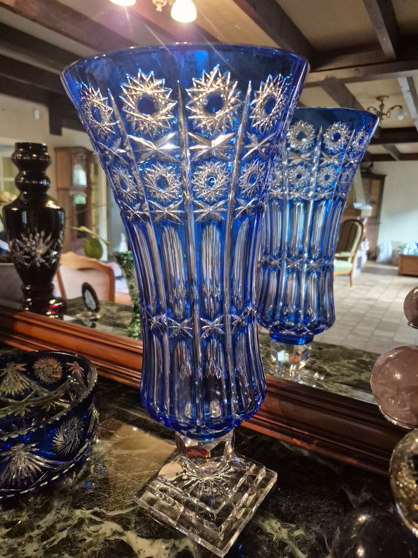 Blown crystal vase 24% lead oxide. The Dukes of Lorraine.