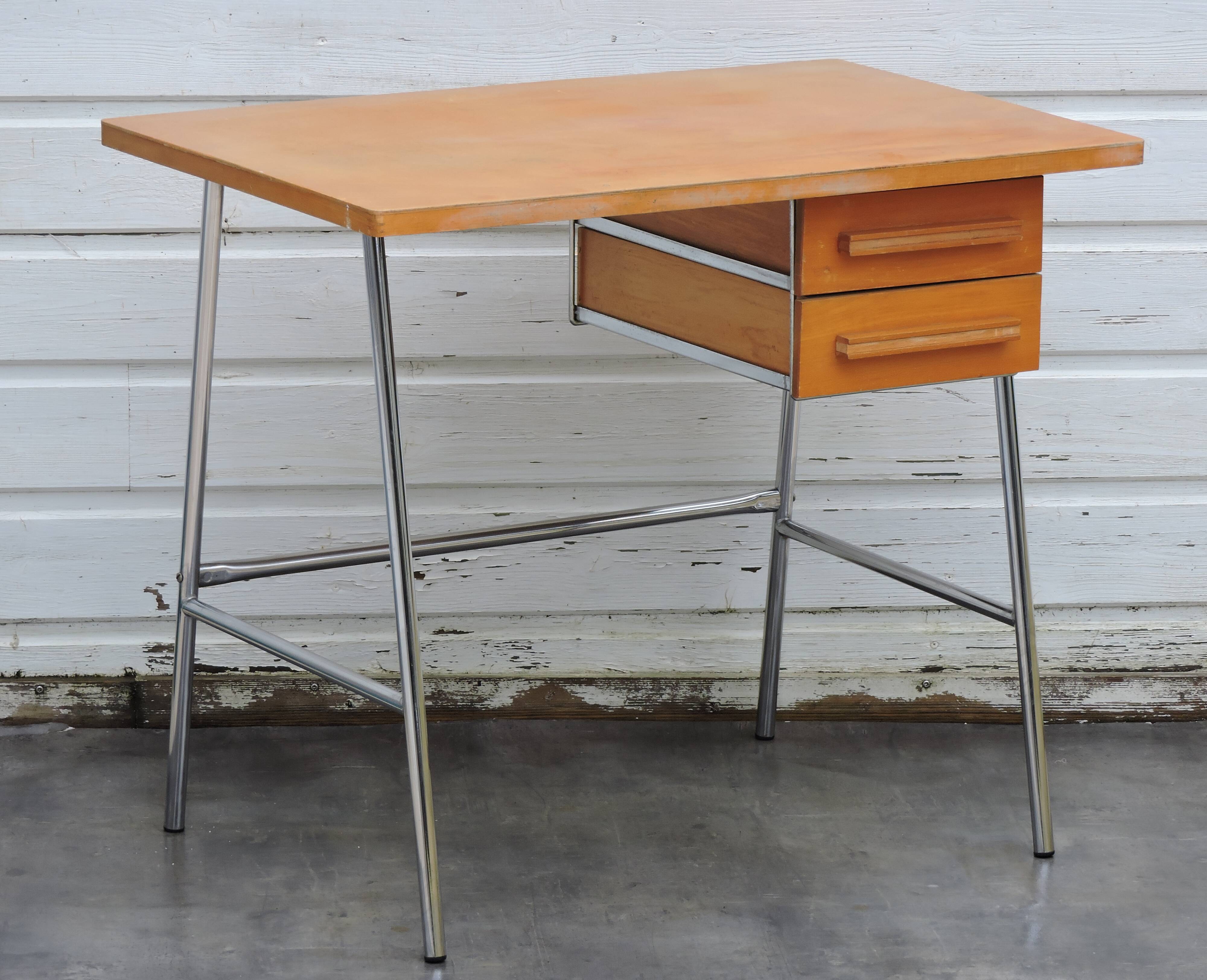 Bureau vintage en bois et tube chromé
