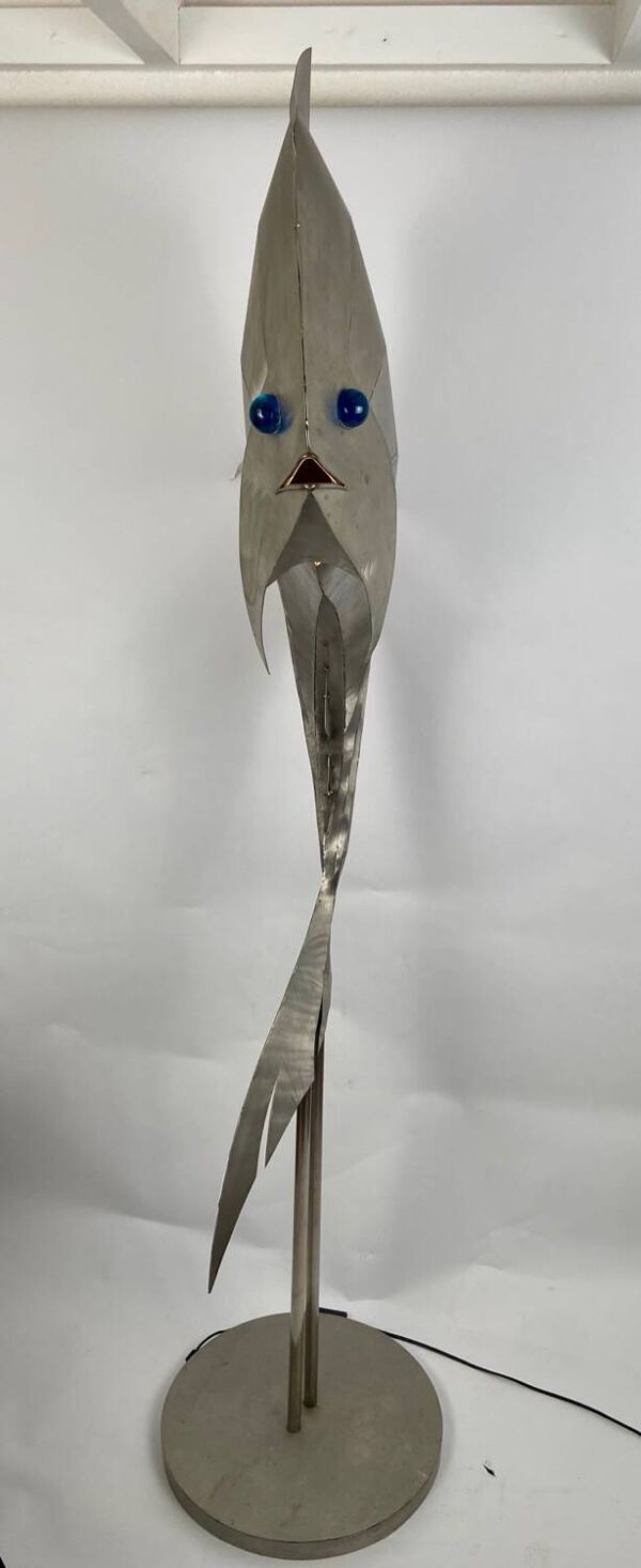 Poisson en acier inoxydable, objet lumineux de Reinhard Stube