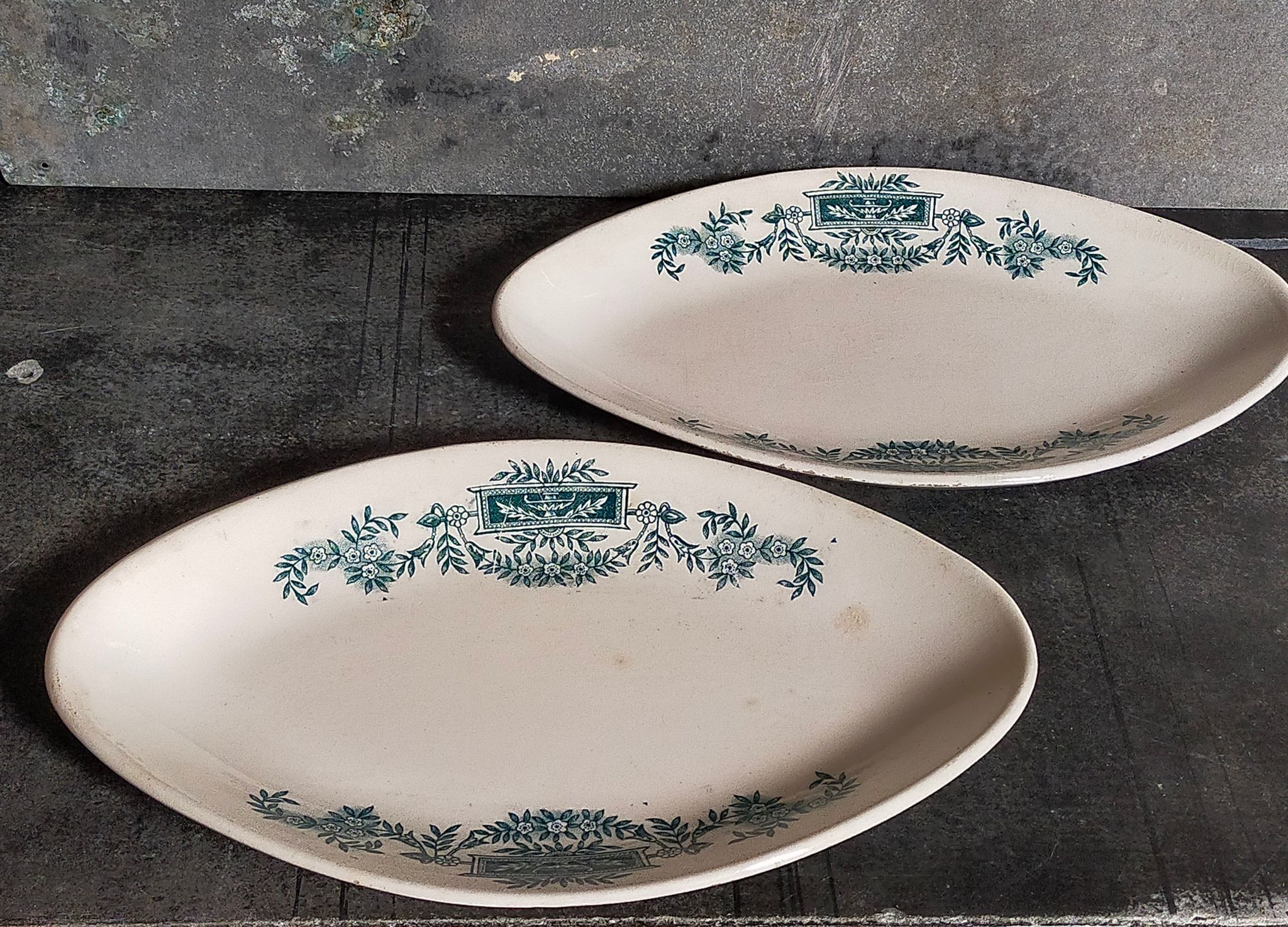 Duo of iron earth raviers of Longchamp service Lutetia late nineteenth